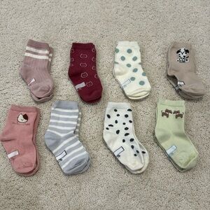8 pairs of japan socks